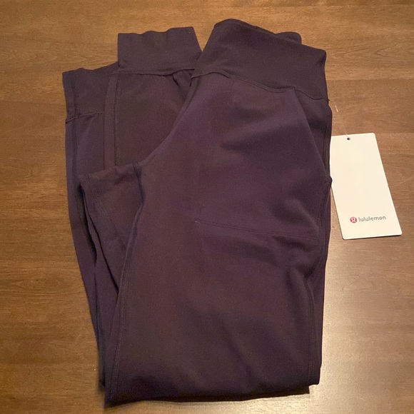 Lululemon🍋Align High Rise Jogger (Full Length) - Picture 5 of 8